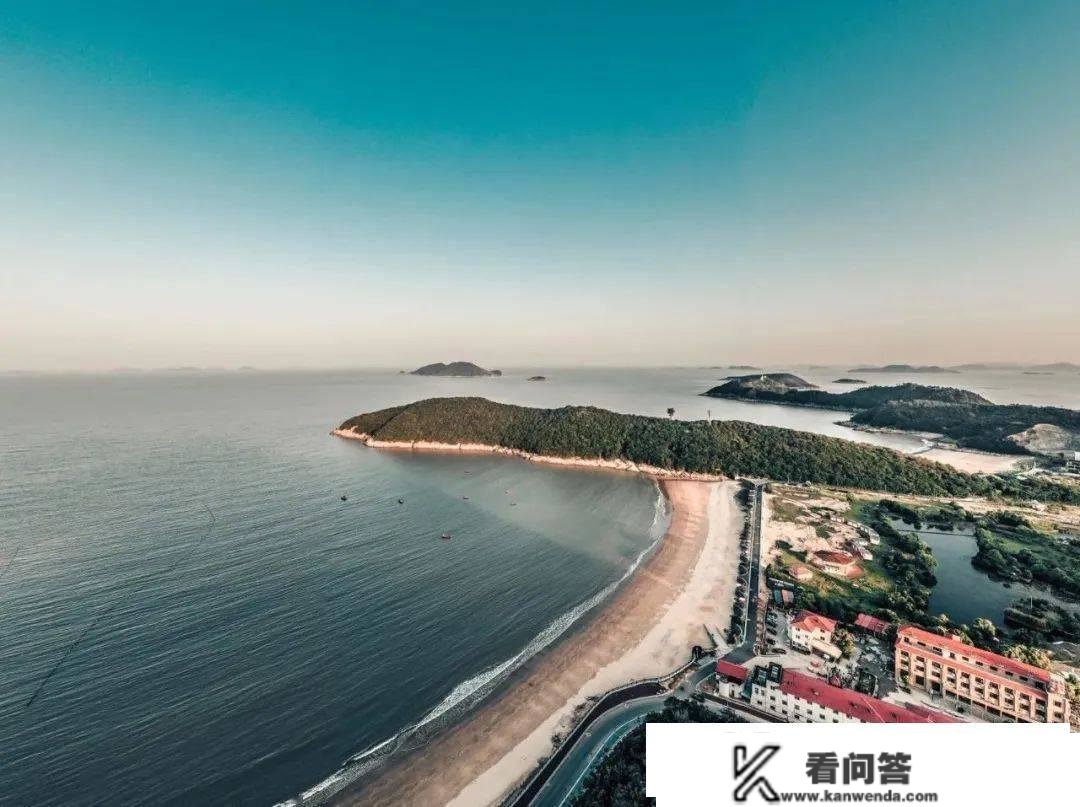 周末不加价！驱车中转北纬30°最美海岸线，私藏国内版“海上花园”，270°躺看一线海景！