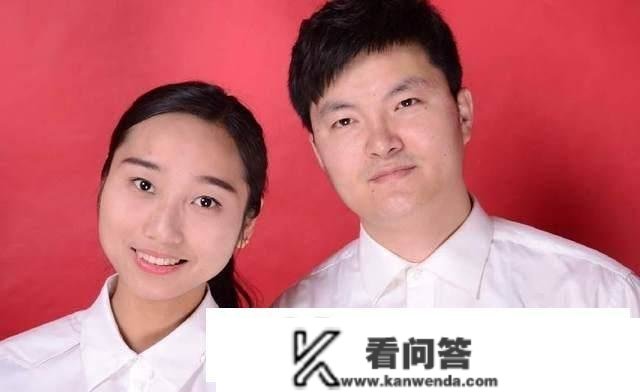 儿子成婚，我找大嫂借钱未果，接连收到两条短信后，我决定卖房子