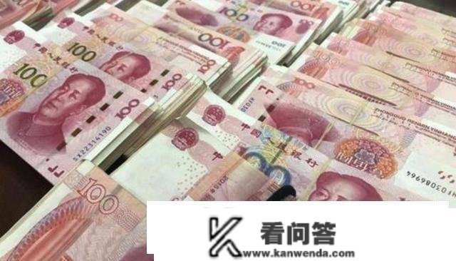 “爸，我亏了30万”，父亲卖房子凑钱还债，债主不要反赠送一套房