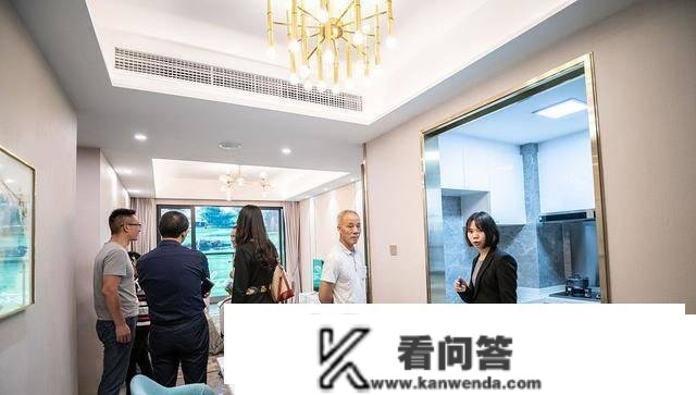 置业参谋建议：买房服膺“买中”“买边”“不买三”，有何深意？