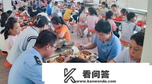 驻马店市为在校就餐学生购置食物平安责任险