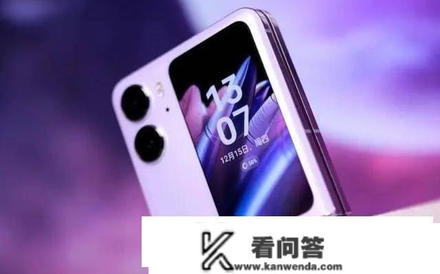 OPPO Find N2 Flip和摩托罗拉razr 2022比照：谁更值得买？