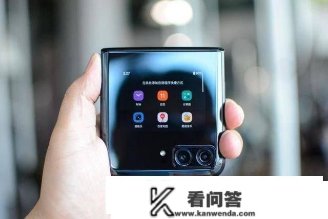 OPPO Find N2 Flip和摩托罗拉razr 2022比照：谁更值得买？