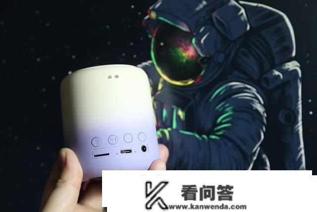 小肚腩大派头，让阳族沉浸悦耳sanag塞那X6S暖冬款音箱评测