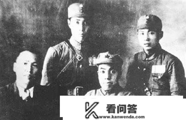 1950年，北京西单小商贩李英奇因何被捕？审讯查询拜访后，被立即枪决