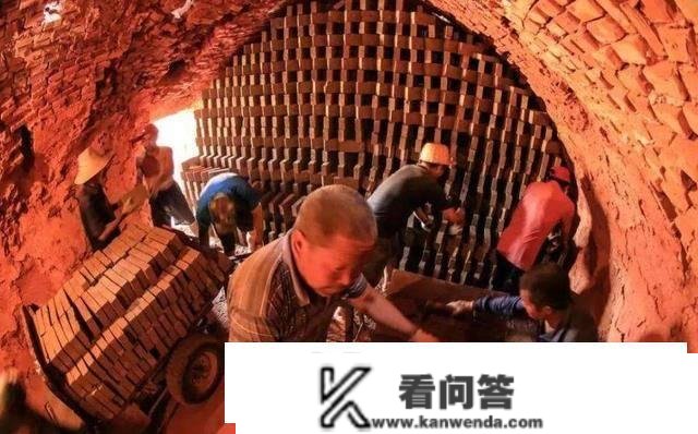 我国制止用红砖建房，红砖有什么危害？将来该用什么盖房？