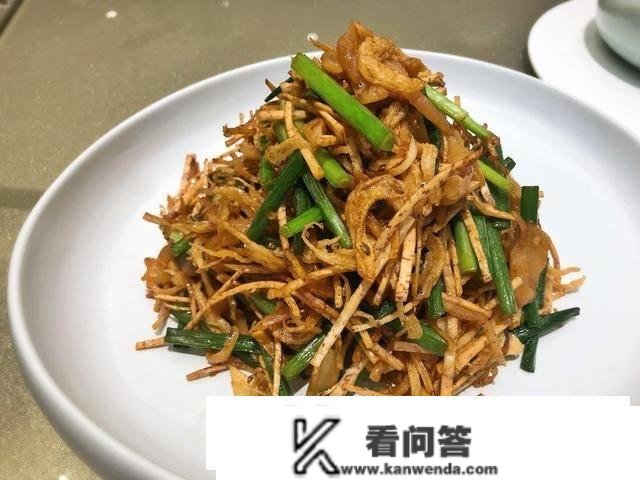 一家杭帮菜酒店，人均点一个菜，客户买单，东行的看看值几钱？