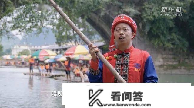 爆红四年回绝捞钱，他该死是“最穷顶流”