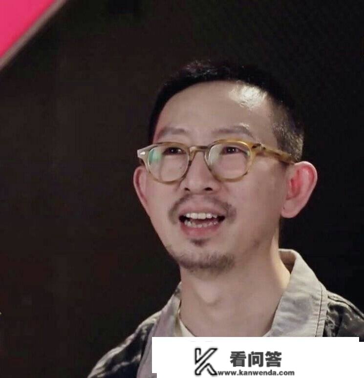 丁太昇称刘维是综艺混子，李佳航称丁太昇是乐评混子，混子啥意思？