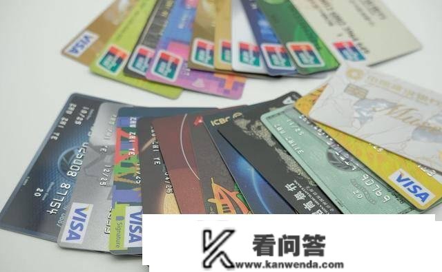 2023年，拥有100万，存到银行，几利钱？以后能够不上班了吗