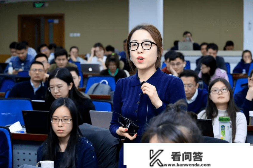 学金融进银行有前途？最现实的问题：家长的存款决定孩子的地位！