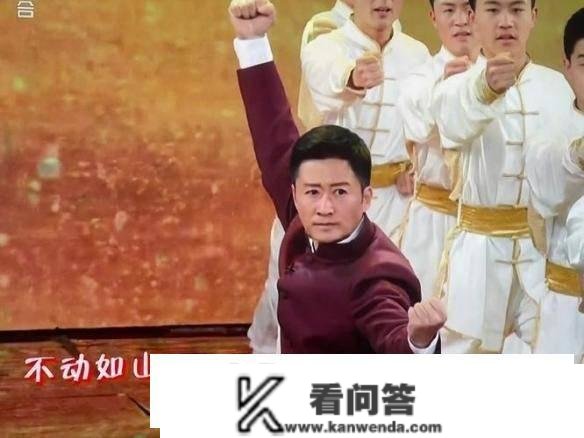 将险恶绳之以法的吴京，为什么成为了“依托辩论”？