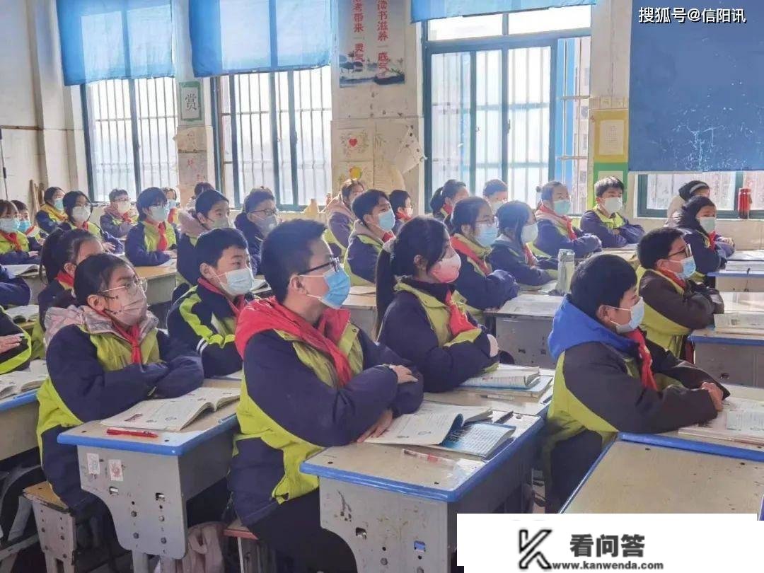 一个都不克不及少 息县第九小学六年级开展线上线下同步教学纪实