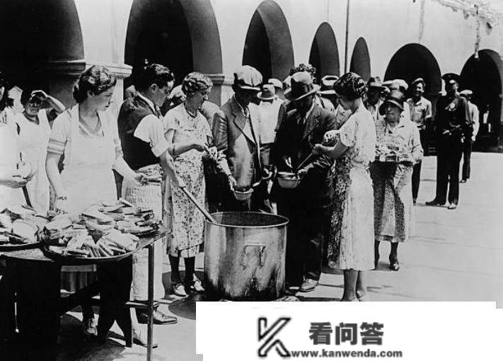 1929年美国金融大萧条：上万万优胜的美国人，不能不像畜生一样活着