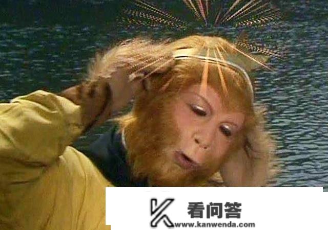 唐僧念的紧箍咒只要六个字，孙悟空却头疼不已，翻译过来是什么？