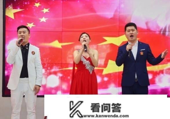 社区音乐情景党课开通网上出镜，讲述典范旋律背后的“四史”故事