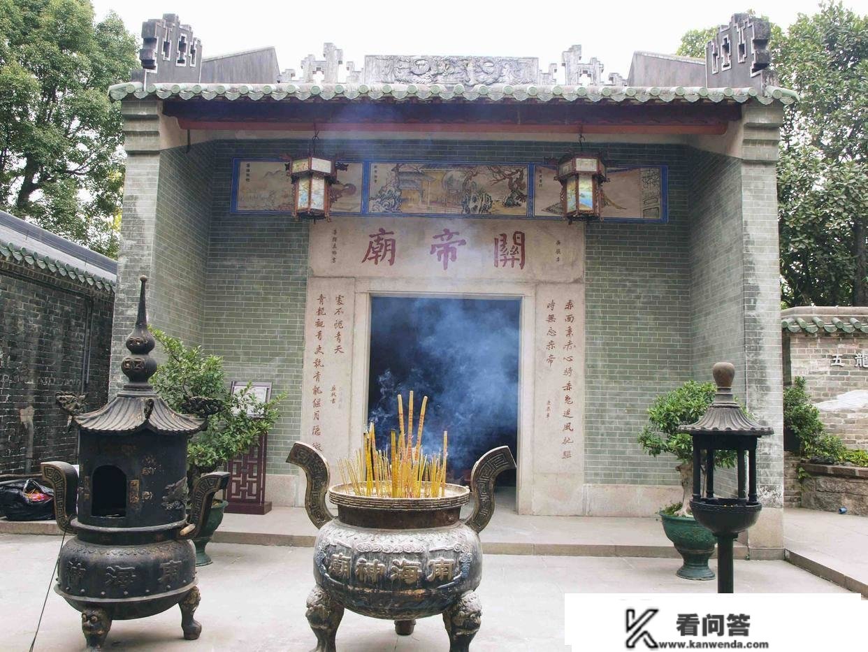 寺为什么叫“寺”，庙为什么叫“庙”，它们又有哪些区别？