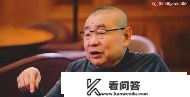 大刘答复如何才气致富，节俭节约身价上亿不舍得买几千大衣