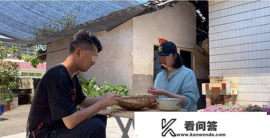 故事：婆婆偷偷给小叔子还房贷，儿媳挂失工资卡，婆婆气红了脸