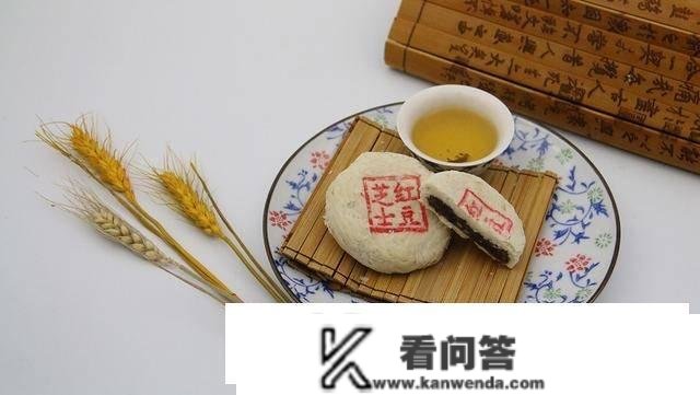 买齐稻香村的糕点，要花几钱？一算吓一跳，通俗人的月工资不敷