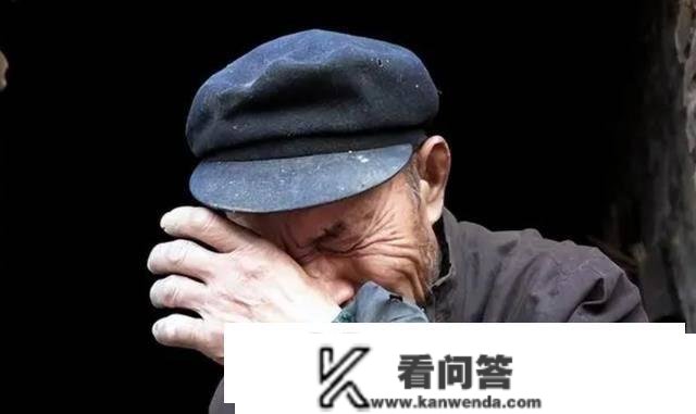 农人退休金一律按年龄发放，60岁以上每人每月1300元，可行吗？