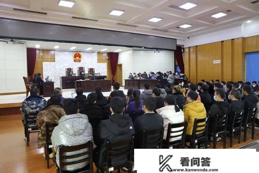 泰安开庭审理37人！因“帮忙信息收集立功活动”追查其刑事责任