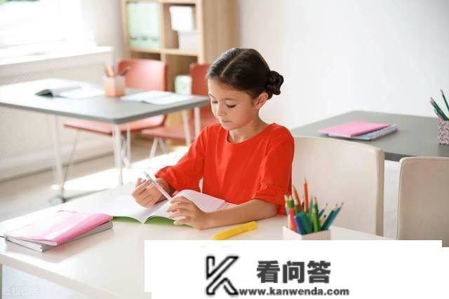 小学生“9点熔断机造”，是不是一个噱头？看起来很美不克不及一刀切