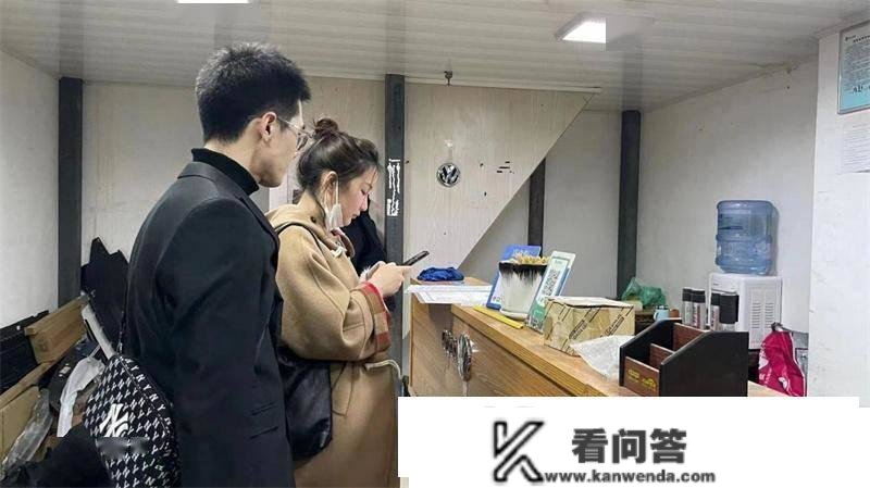 工行西安星火路收行党员示范做楷模 外拓营销见实效