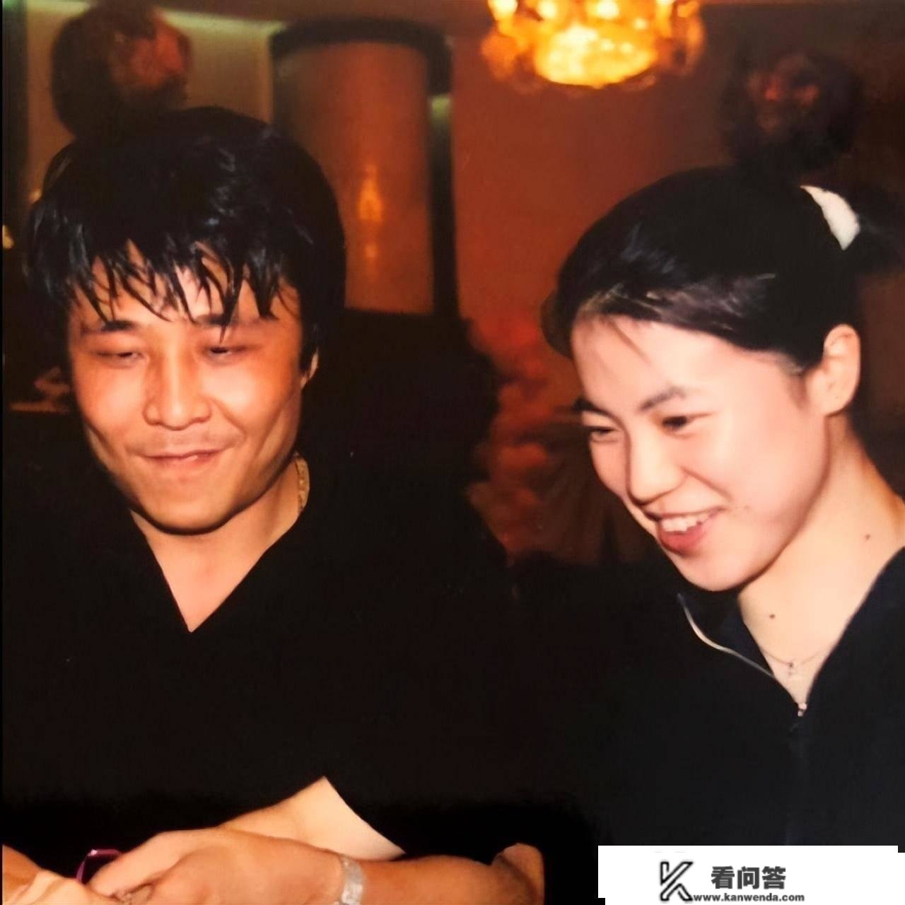 王楠：嫁给大8岁的郭斌，相濡以沫18年，现在一双儿女幸福万分