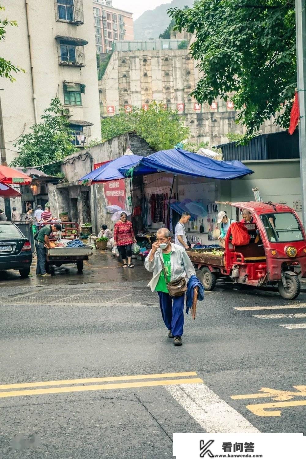 老山城重庆正在消逝，不外它还活在我的照片里