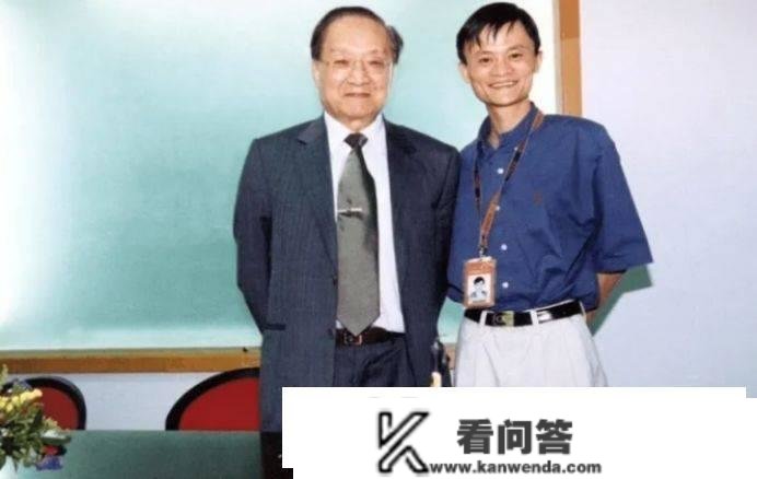 57岁马云卸任浙商会长，套现1000亿事小，对中国的奉献却不容小觑