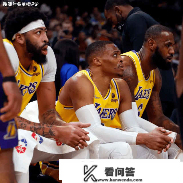 NBA疯狂交易日！篮网送走杜兰特，威少辞别湖人，浓眉或成压轴