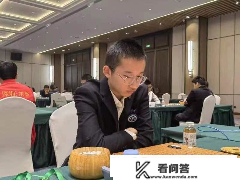 杨鼎新力战击败柯洁 李轩豪情朴廷桓助重庆胜深圳