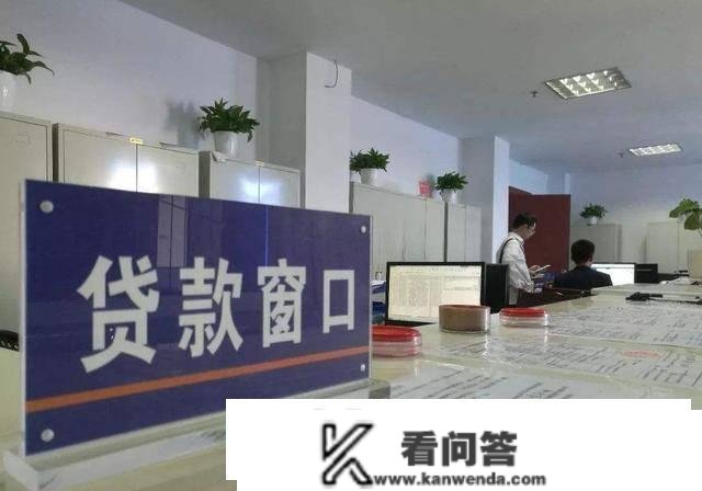 不建议各人一发工资就“转走”？为什么？银行员工道出背后启事