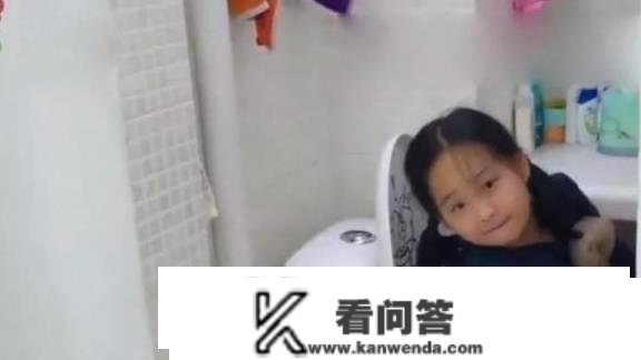 当着孩子面更衣服、上茅厕不关门，对孩子的影响是一生的