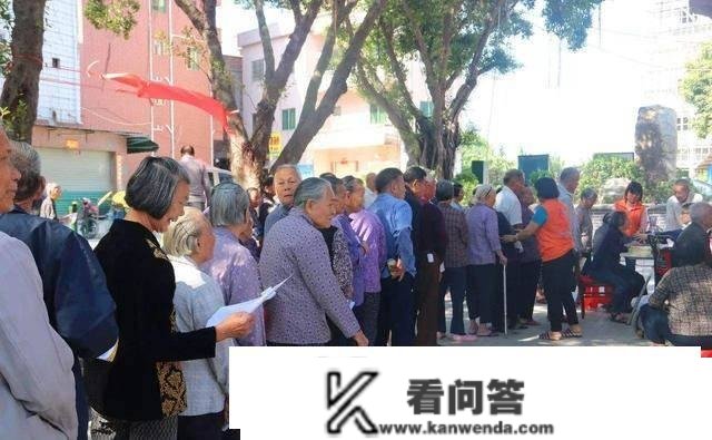 明年起，做好楼市“硬着陆”筹办？3大趋向下，房子将回归栖身属性