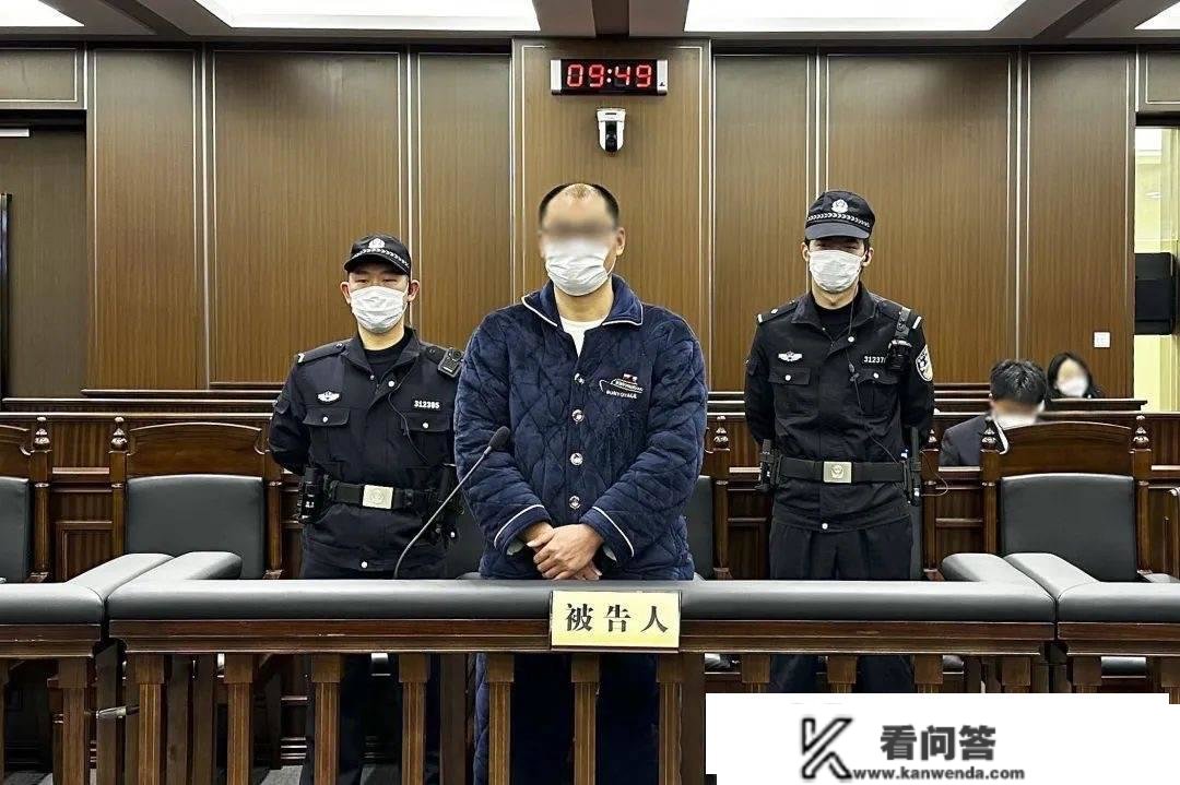 骗走客户117万余元，上海房产中介营业员获刑11年9个月