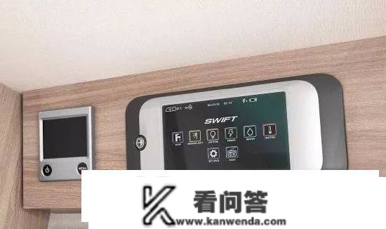 原创
                全国可上牌的进口拖挂房车，功用齐全，一家四口入住太安闲