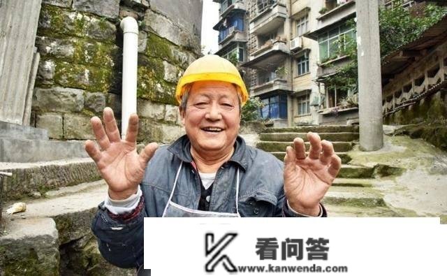 2023年，重庆市城乡居民养老保险若何补缴？需要满足什么前提？