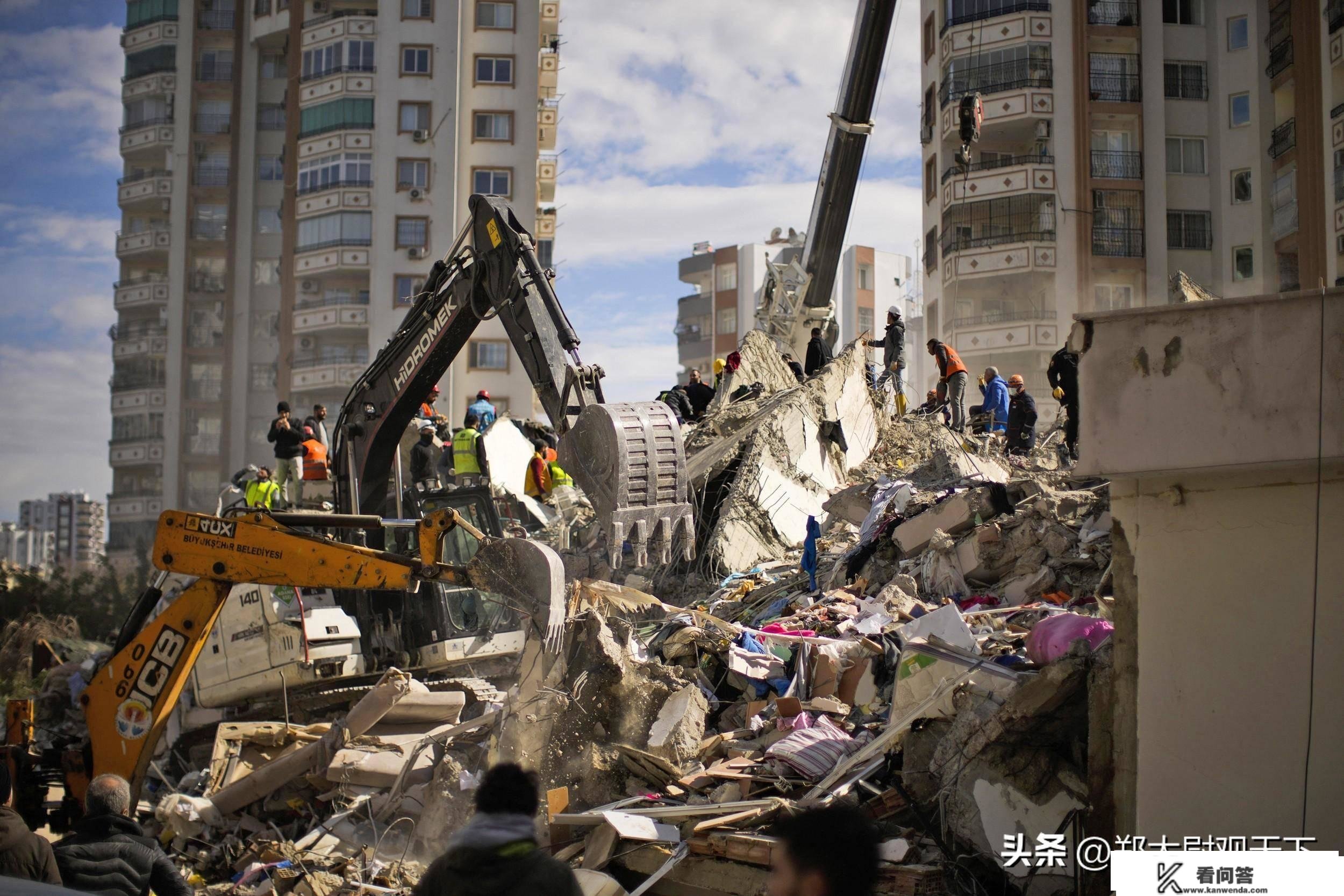 土耳其2万人死于地震：46万戎行毫无做为，埃尔多安称“那是命”