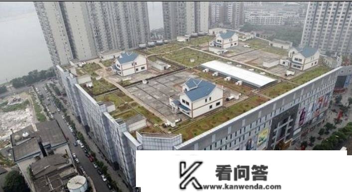 株洲九天堂际广场楼顶惊现“最牛别墅”！官方回应：合法建筑