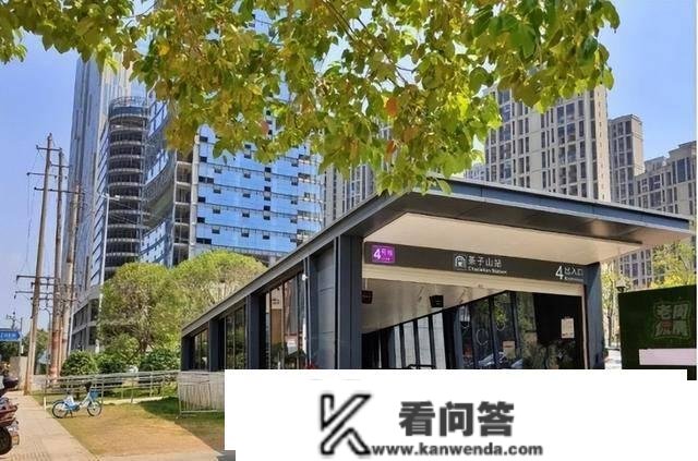 地铁项目纷繁“下马”，基建的马车再也拉不动城市的开展？