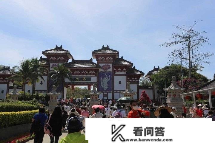 “团聚式”旅游过年！多位山东人自驾到海南三亚度假