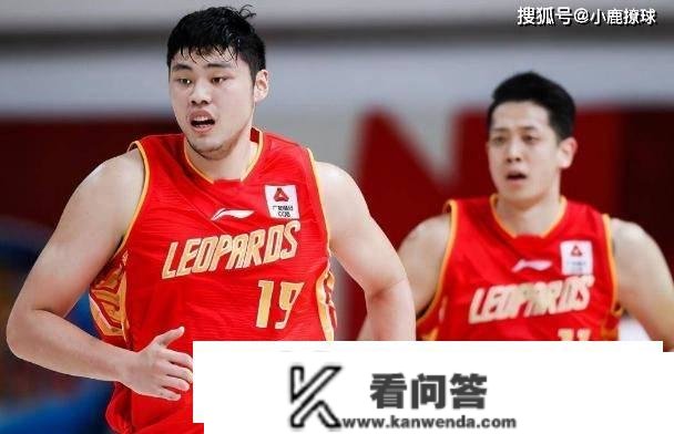 让人唏嘘！2米18潜力内线遭弃用，曾单场22分17板，或投奔郭士强