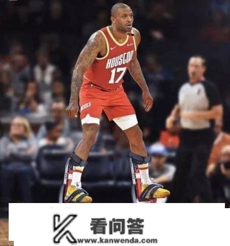 篮板29-51，1米96中锋2分2板，保罗那番话公然应验了！