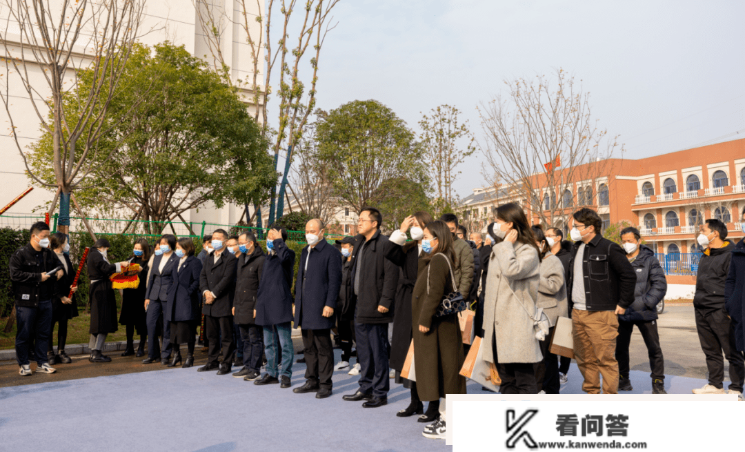 青竹湖·曦园实景样板浩大绽放，共鉴山湖中的空间美学