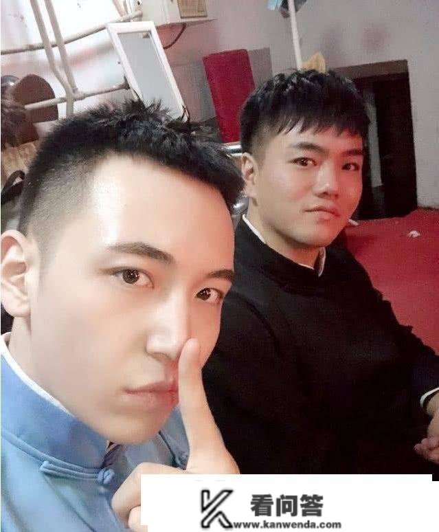 网曝刘九儒和初二女生扳缠不清?德云社演员集体退群引粉丝愤慨! 网曝刘九儒和初二女生扳缠不清?德云社演员集体退群引粉丝愤慨!