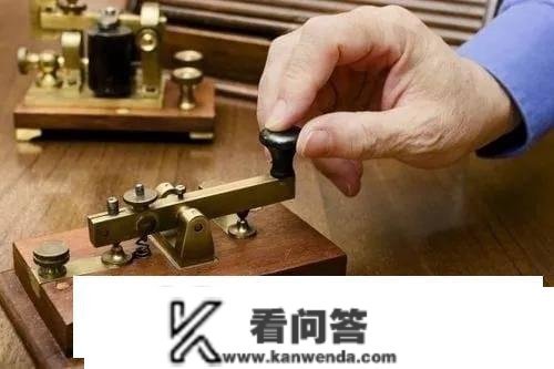 若是几光年外有外星文明存在，你要若何发信号他们才气看得懂？