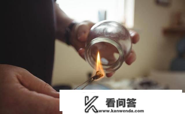 中医提醒，拔火罐警觉三个禁忌！拔不合错误危害很大