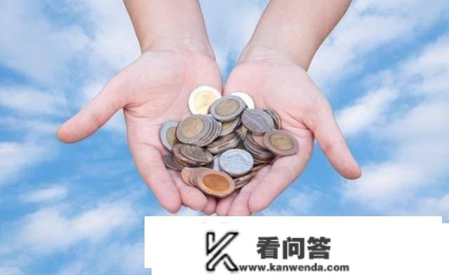 父亲赠与儿子100万元现金或是房产，需要根据20%的税率缴税吗？